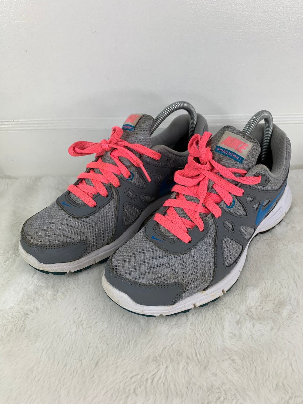 Nike Women’s Revolution 2 Running Shoes Grey Pink Lace Up Size 8.5